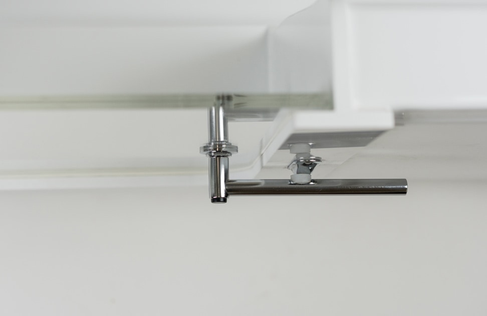 Objavte bezbariérovú vaňu so sklenenými dvierkami v strede nielen pre seniorov, vyrobenú z kvalitného akrylátu. Urobte si vaňu bezpečnejšou a pohodlnejšou! 🛁