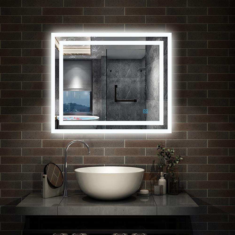 LED zrkadlo do kúpeľne s osvetlením a vyhrievaním